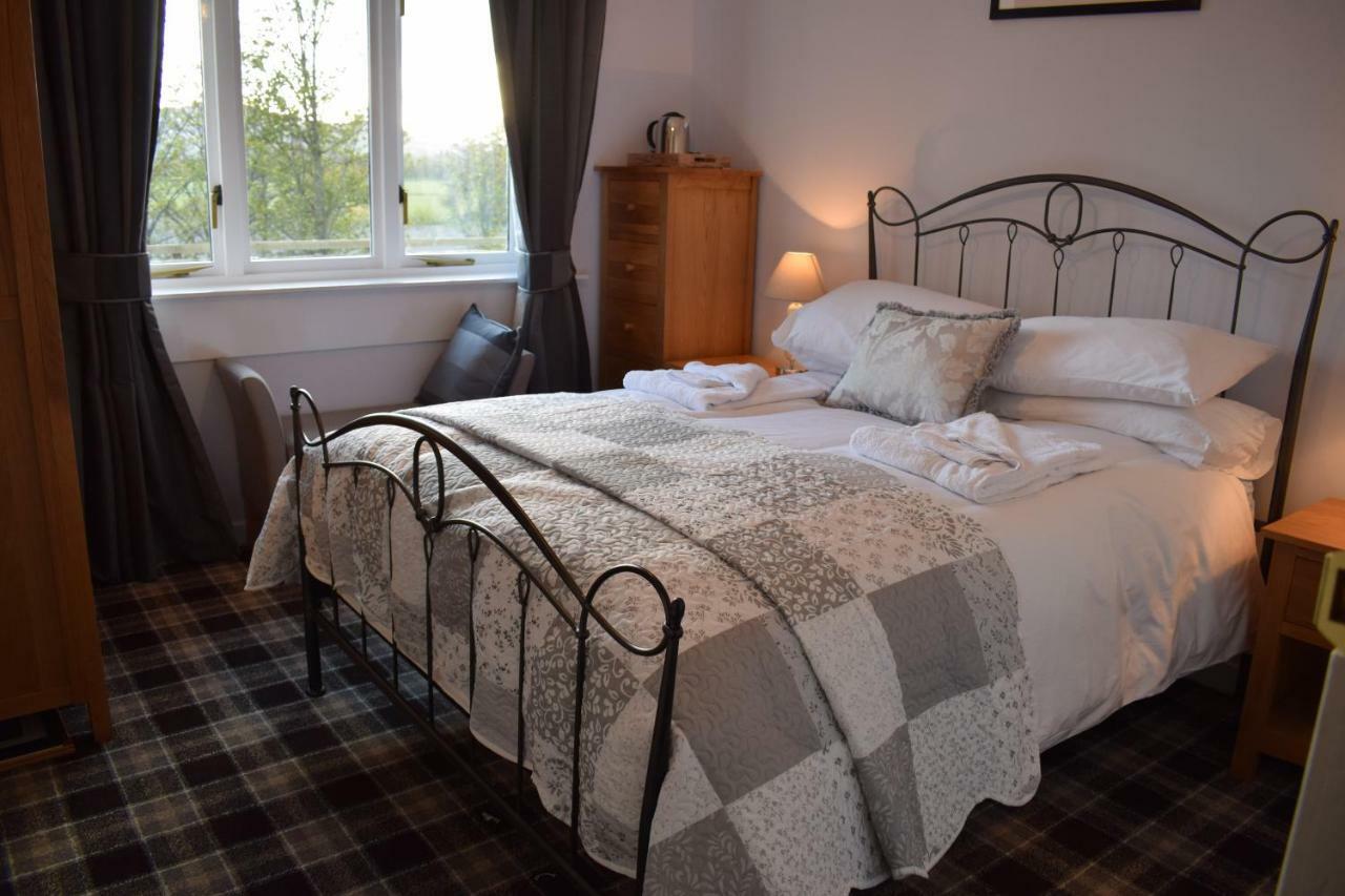 Bed and Breakfast The Highlandman Station Crieff Exteriér fotografie