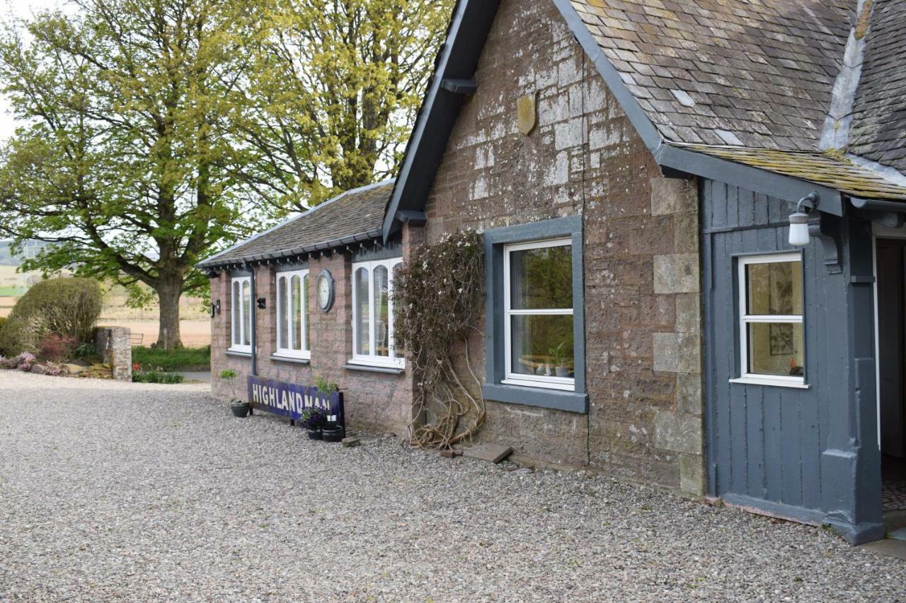 Bed and Breakfast The Highlandman Station Crieff Exteriér fotografie